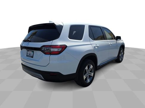 Used 2024 Honda Pilot EX-L image 8