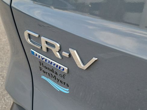 Used 2024 Honda CR-V Sport image 11