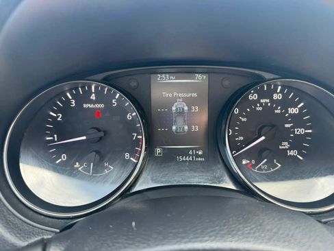 Used 2017 Nissan Rogue S AWD/4WD image 14