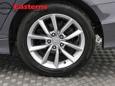 Used 2021 Honda Accord LX image 30