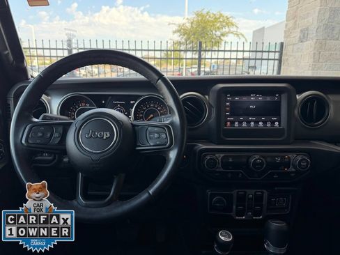 Used 2021 Jeep Gladiator Sport AWD/4WD image 6