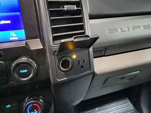 Used 2022 Ford F350 XLT w/ XLT Value Package image 12