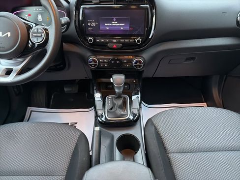 Certified 2023 Kia Soul S image 28