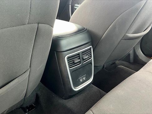 Used 2023 Dodge Charger SXT image 25