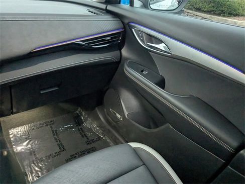 Used 2025 Buick Envision Sport Touring image 18