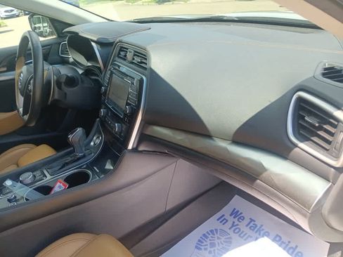 Used 2016 Nissan Maxima SR FWD image 25