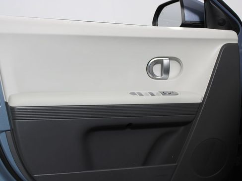 Used 2024 Hyundai Ioniq 5 SE RWD image 8