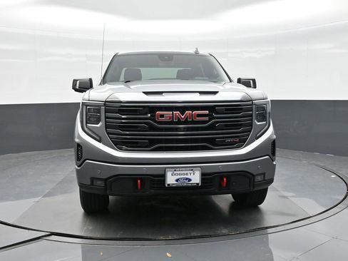 Used 2024 GMC Sierra 1500 AT4 w/ Technology Package image 19