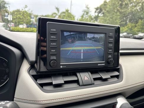 Used 2021 Toyota RAV4 XLE FWD image 50