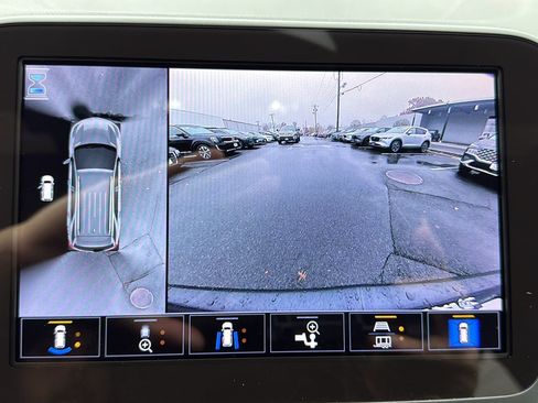 Used 2022 Chevrolet Equinox RS w/ RS Leather Package image 19