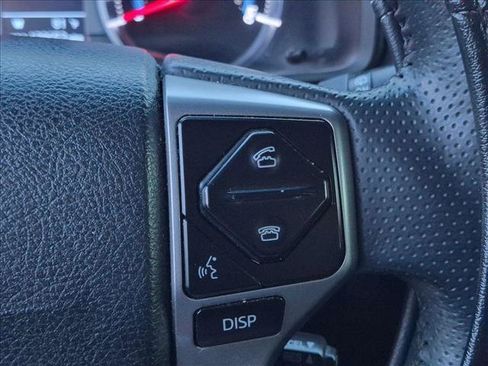 Used 2017 Toyota 4Runner SR5 RWD image 12