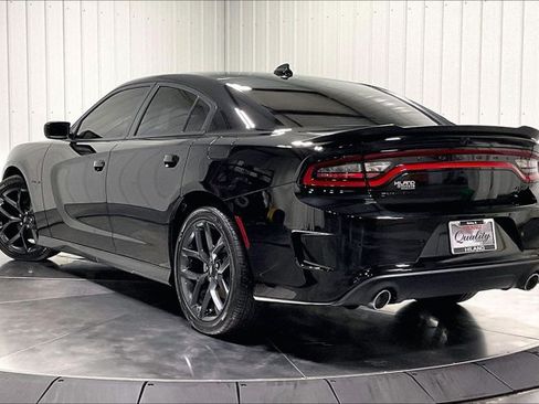 Used 2022 Dodge Charger R/T w/ Plus Group RWD image 12