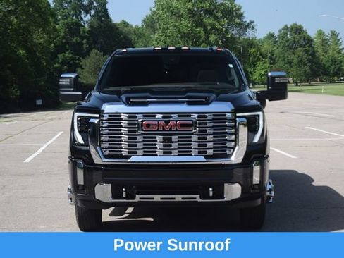 Used 2026 GMC Sierra 3500 Denali w/ Denali Reserve Package AWD/4WD image 17