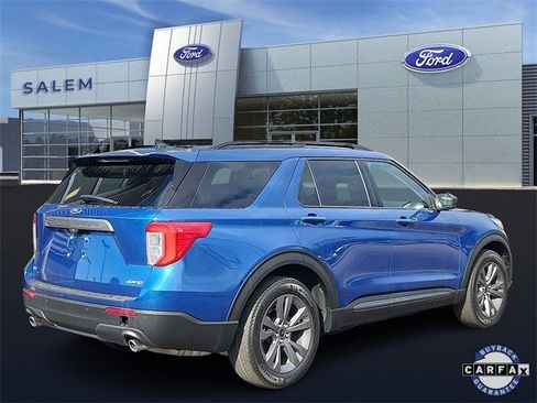 Certified 2022 Ford Explorer XLT w/ Equipment Group 202A image 3