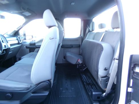 Used 2019 Ford F250 XL w/ Power Equipment Group image 26