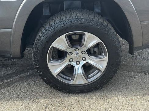 Used 2020 RAM 1500 Laramie AWD/4WD image 11