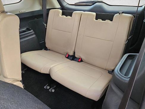 Used 2016 Mitsubishi Outlander SE image 18