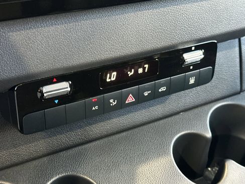 New 2024 Mercedes-Benz eSprinter 170 Cargo image 19