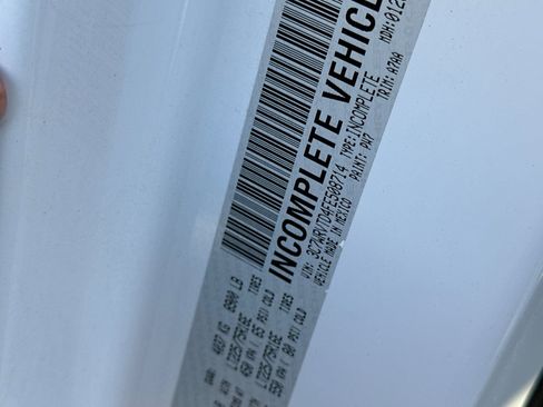 Used 2015 RAM ProMaster 2500 w/ Interior Convenience Group image 26