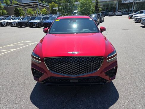 Used 2022 Genesis GV70 3.5T Sport w/ Sport Prestige Package AWD/4WD image 8