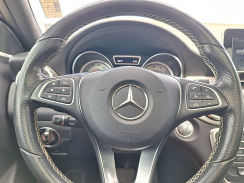 Used 2017 Mercedes-Benz GLA 250 image 19