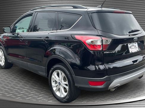 Used 2018 Ford Escape SE AWD/4WD image 4