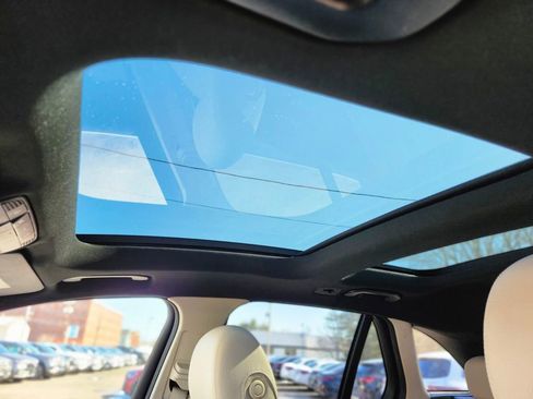 Used 2018 Mercedes-Benz GLC 300 4MATIC image 20