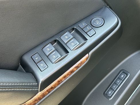 Used 2020 Chevrolet Tahoe Premier image 15