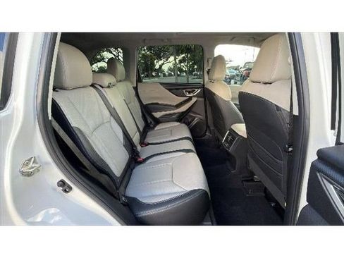 Used 2022 Subaru Forester Limited AWD/4WD image 37