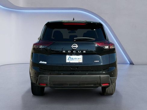 Used 2025 Nissan Rogue SV AWD/4WD image 4