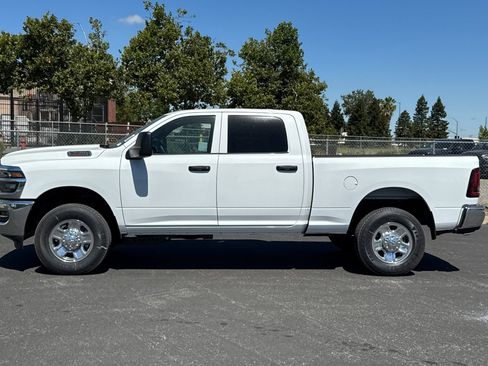 New 2026 RAM 3500 Tradesman w/ Chrome Appearance Group A AWD/4WD image 6