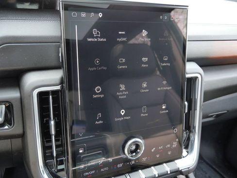 Used 2025 GMC Yukon Denali w/ Sun & Power Step Package AWD/4WD image 43