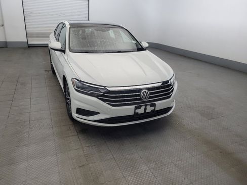 Used 2019 Volkswagen Jetta SE FWD image 14