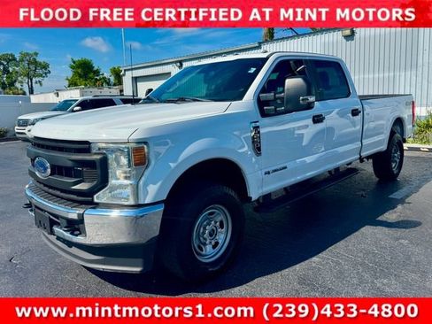 Used 2022 Ford F250 XL w/ Power Equipment Group AWD/4WD image 4