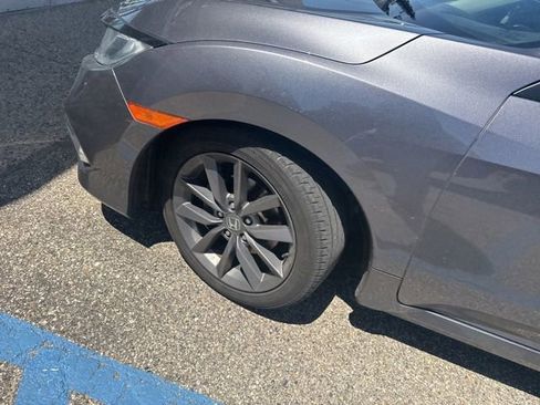 Used 2019 Honda Civic EX image 8