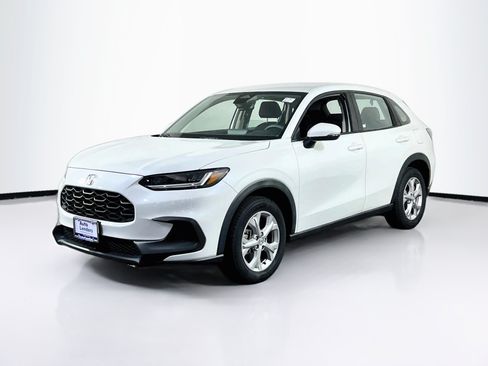 Used 2023 Honda HR-V LX image 1