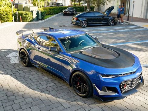 Used 2019 Chevrolet Camaro ZL1 image 40