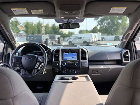 Used 2017 Ford F150 XLT w/ Equipment Group 302A Luxury AWD/4WD image 22