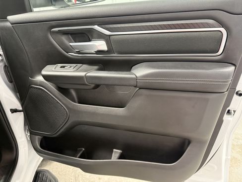 Used 2025 RAM 1500 Big Horn AWD/4WD image 8