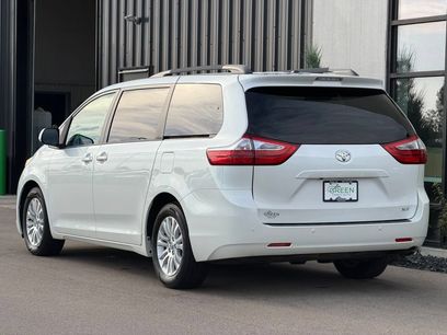 Used 2017 Toyota Sienna XLE w/ XLE Navigation Package