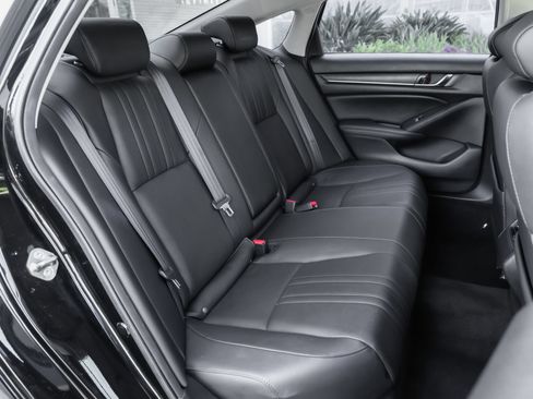 Used 2019 Honda Accord EX-L image 38