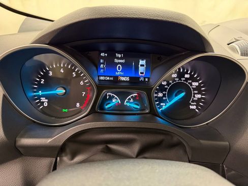 Used 2018 Ford Escape Titanium image 24