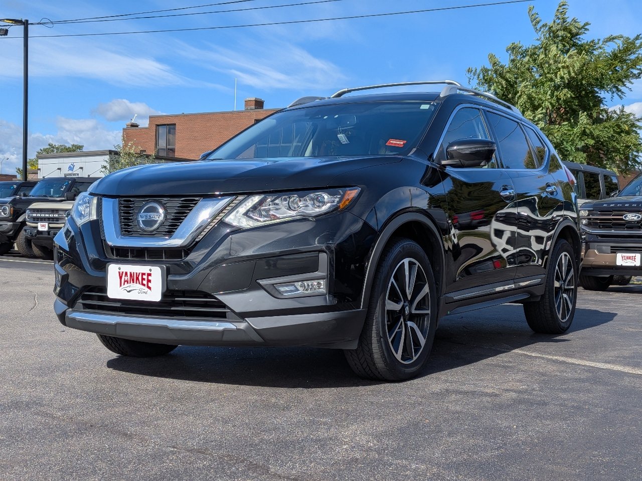 Used 2019 Nissan Rogue SL w/ Premium Package AWD/4WD image 7