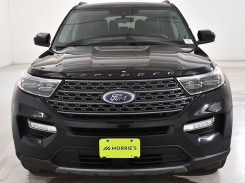Used 2023 Ford Explorer XLT w/ Equipment Group 202A image 3