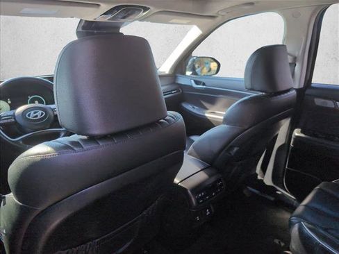 Used 2023 Hyundai Palisade Limited image 18