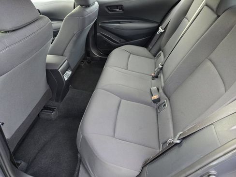 Used 2025 Toyota Corolla LE FWD image 25