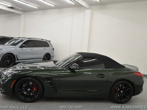 Used 2025 BMW Z4 M40i w/ Premium Package image 4
