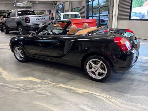 Used 2001 Toyota MR2 RWD image 27