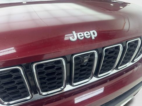 Used 2024 Jeep Grand Cherokee L Limited w/ Luxury Tech Group II image 26