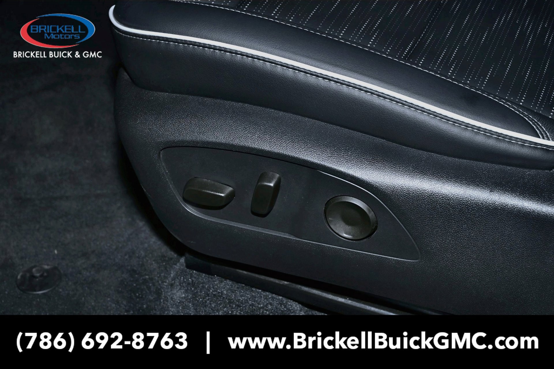 New 2026 Buick Enclave Sport Touring FWD image 25